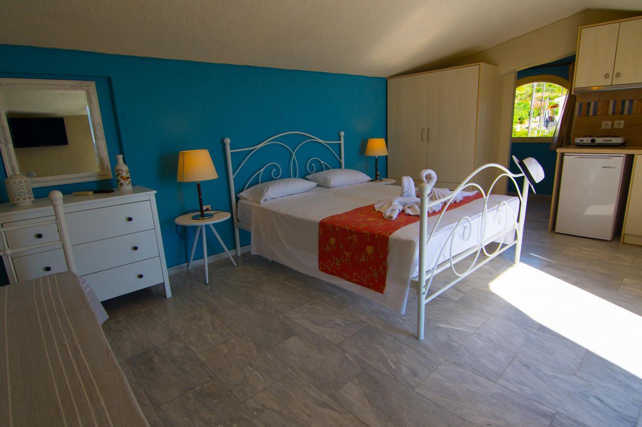 Irilena Studios And Apartments ลาสซี ภายนอก รูปภาพ